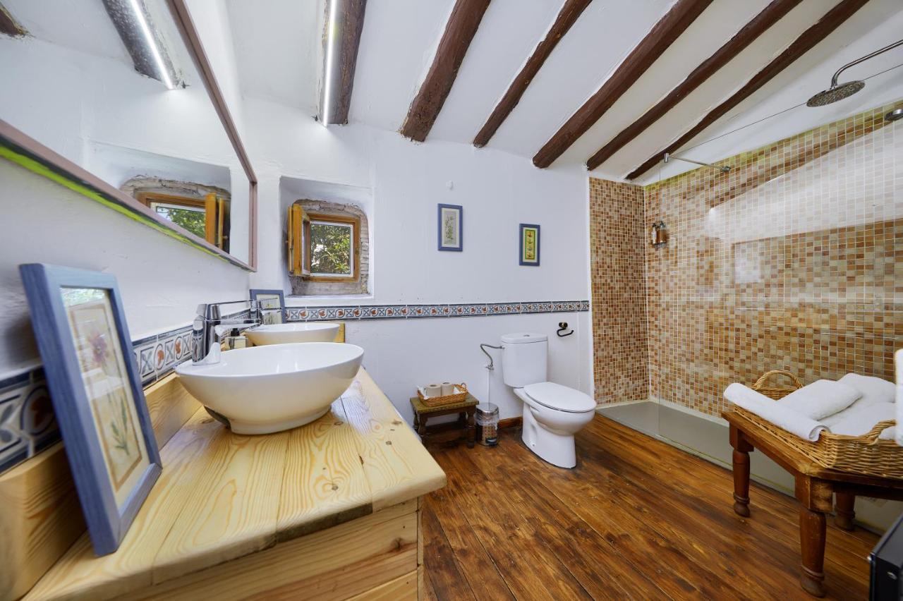 B&B Mas Torrencito Pet Friendly Parets de Ampurdá Exterior photo