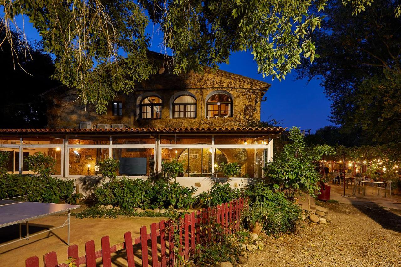 B&B Mas Torrencito Pet Friendly Parets de Ampurdá Exterior photo