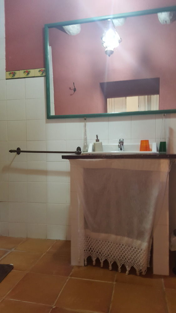 B&B Mas Torrencito Pet Friendly Parets de Ampurdá Exterior photo